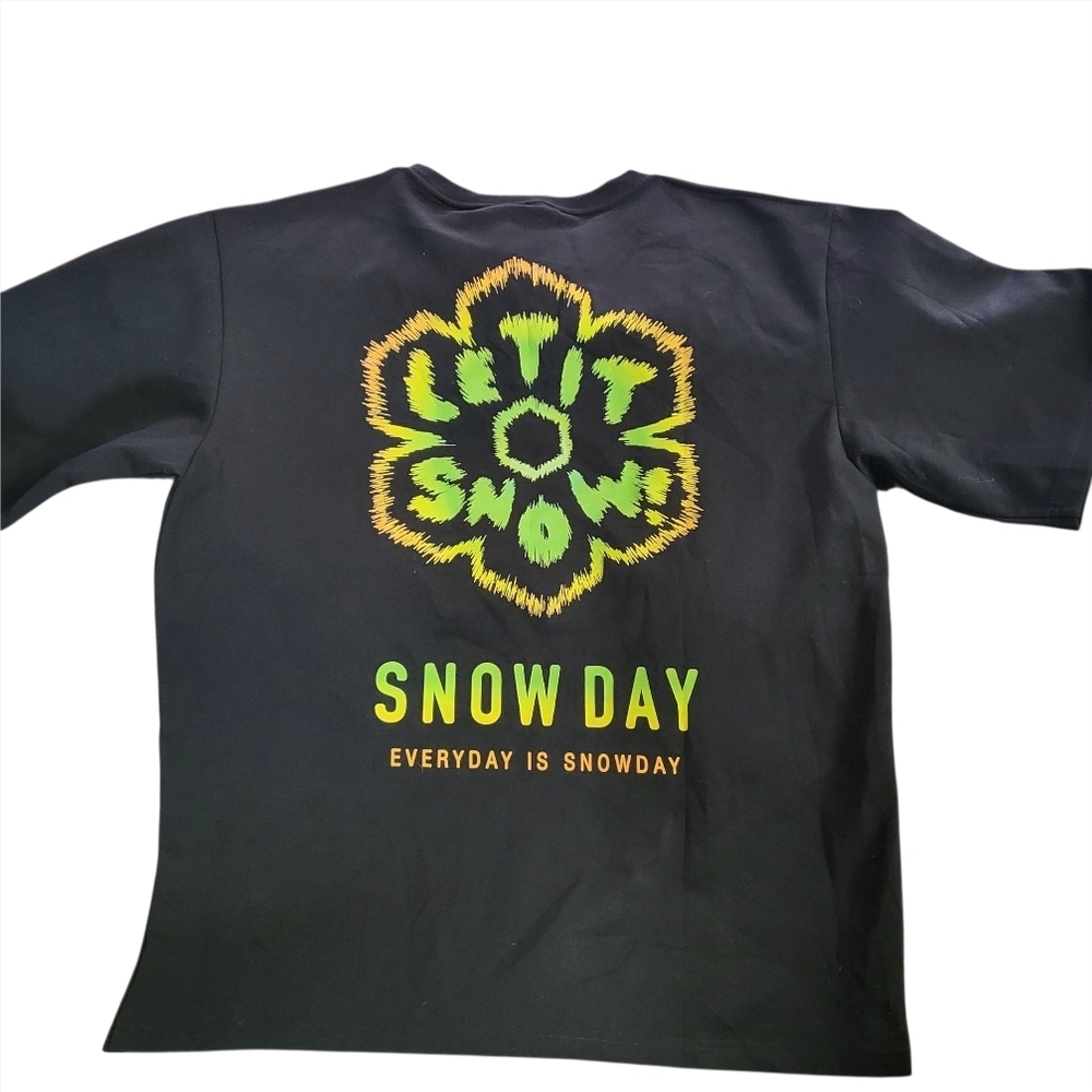SnowDay Men's Black Streetwear 'Let It Snow' Short Sleeve Tee Size XL